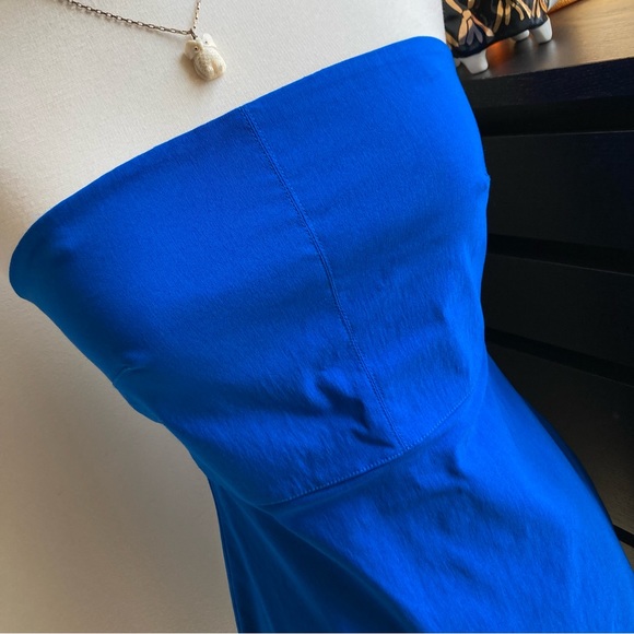 Express Strapless Dress - Picture 2 of 9